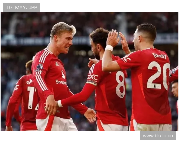 曼联：更衣室矛盾再度曝光，球队稳定性与赛季走势面临考验